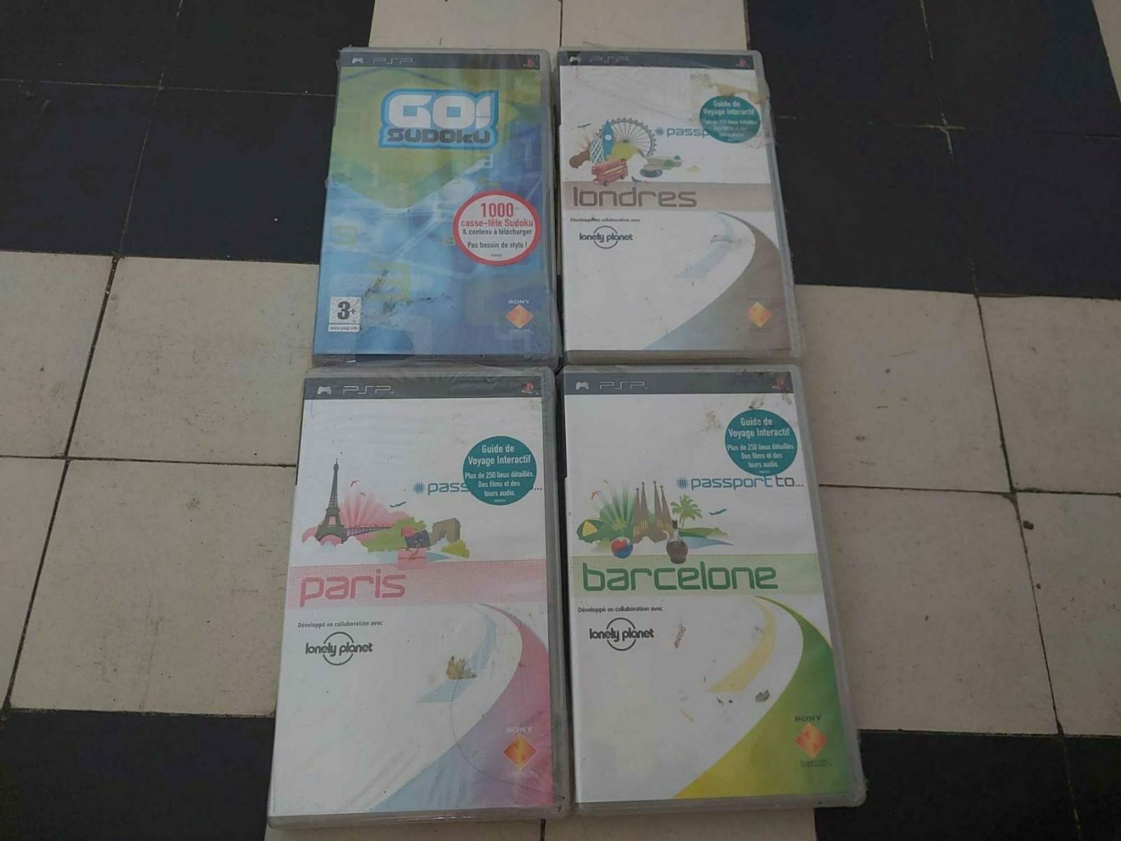 Lot 4 jeux PSP neuf