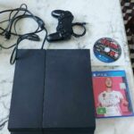 Console PS4 + 2 jeux
