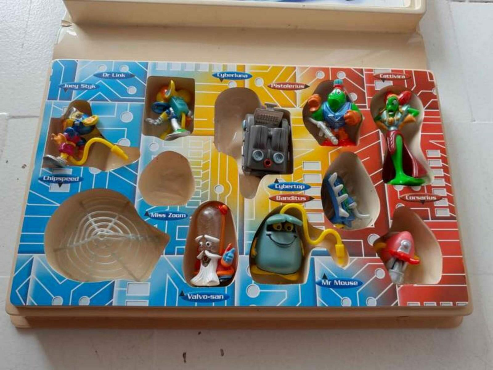 Kinder surprise Cybertop – Image 2