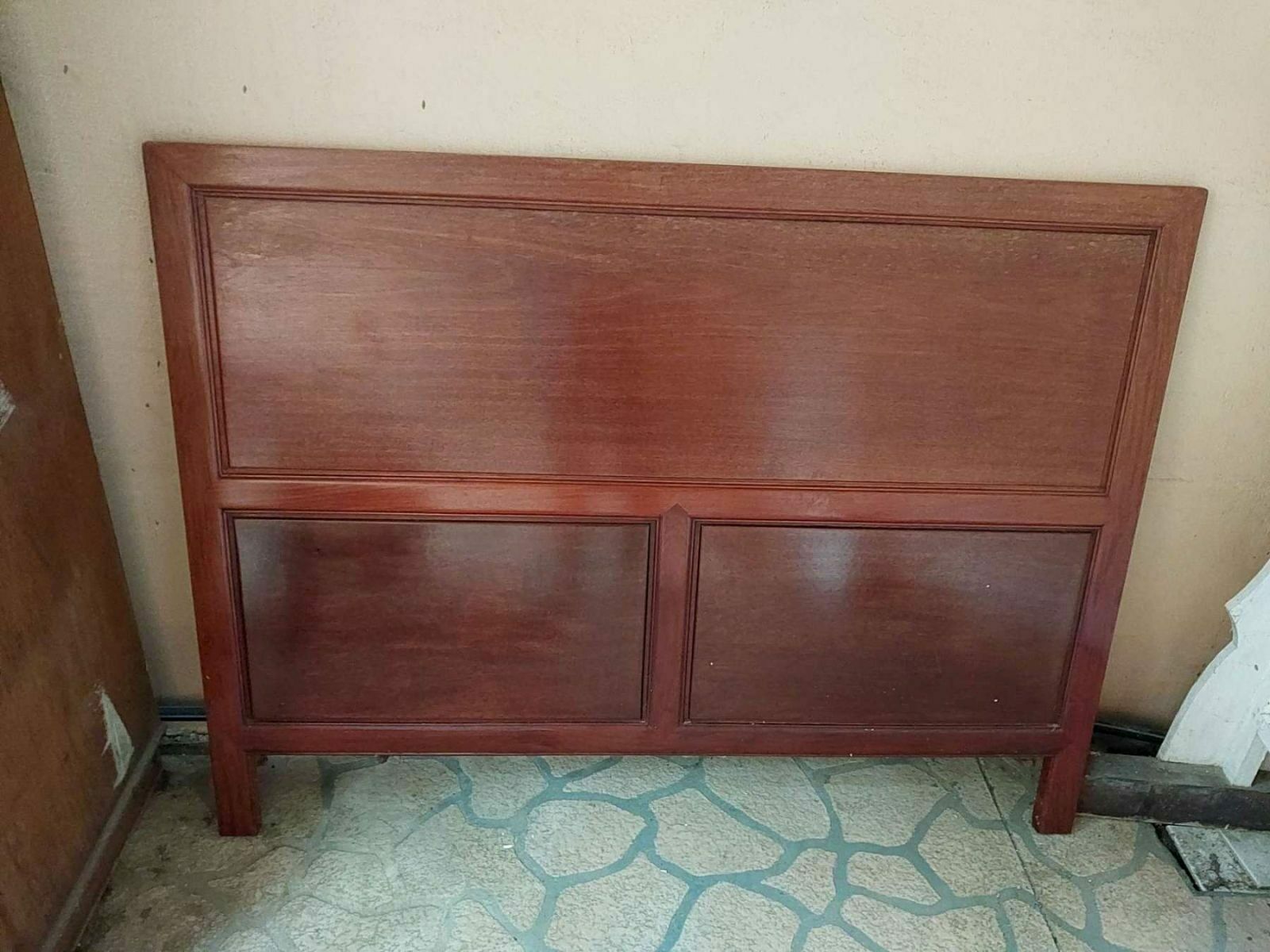 Tête de lit 140cm bois massif